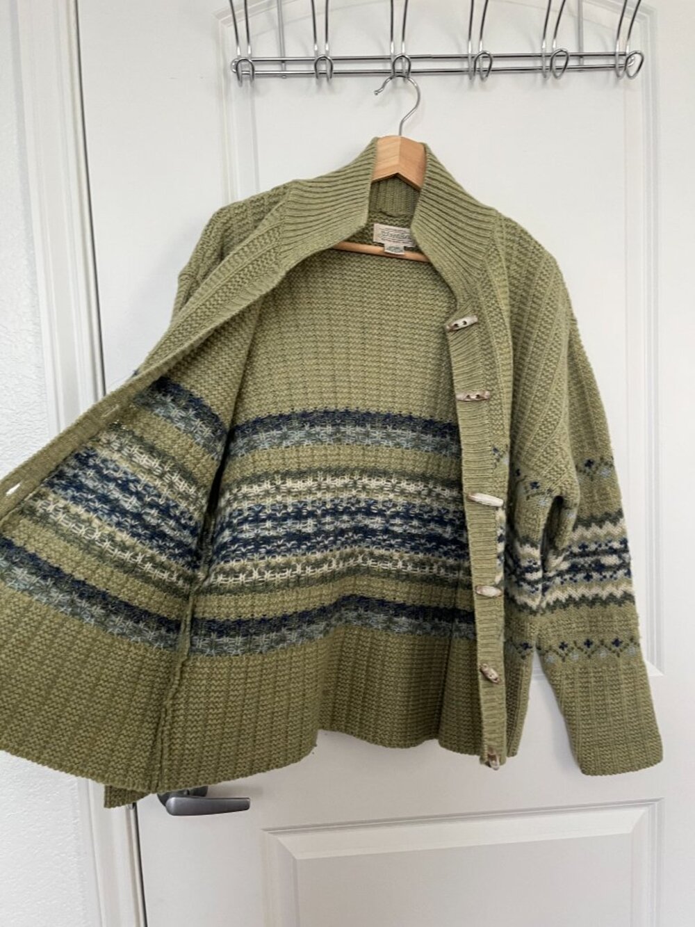 Women's Vintage Fisherman Sweater, Olive Green, Size Large, 100% Wool - Picture 4 of 14